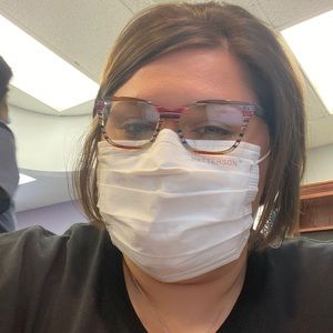 Meet your Posher, Hillary